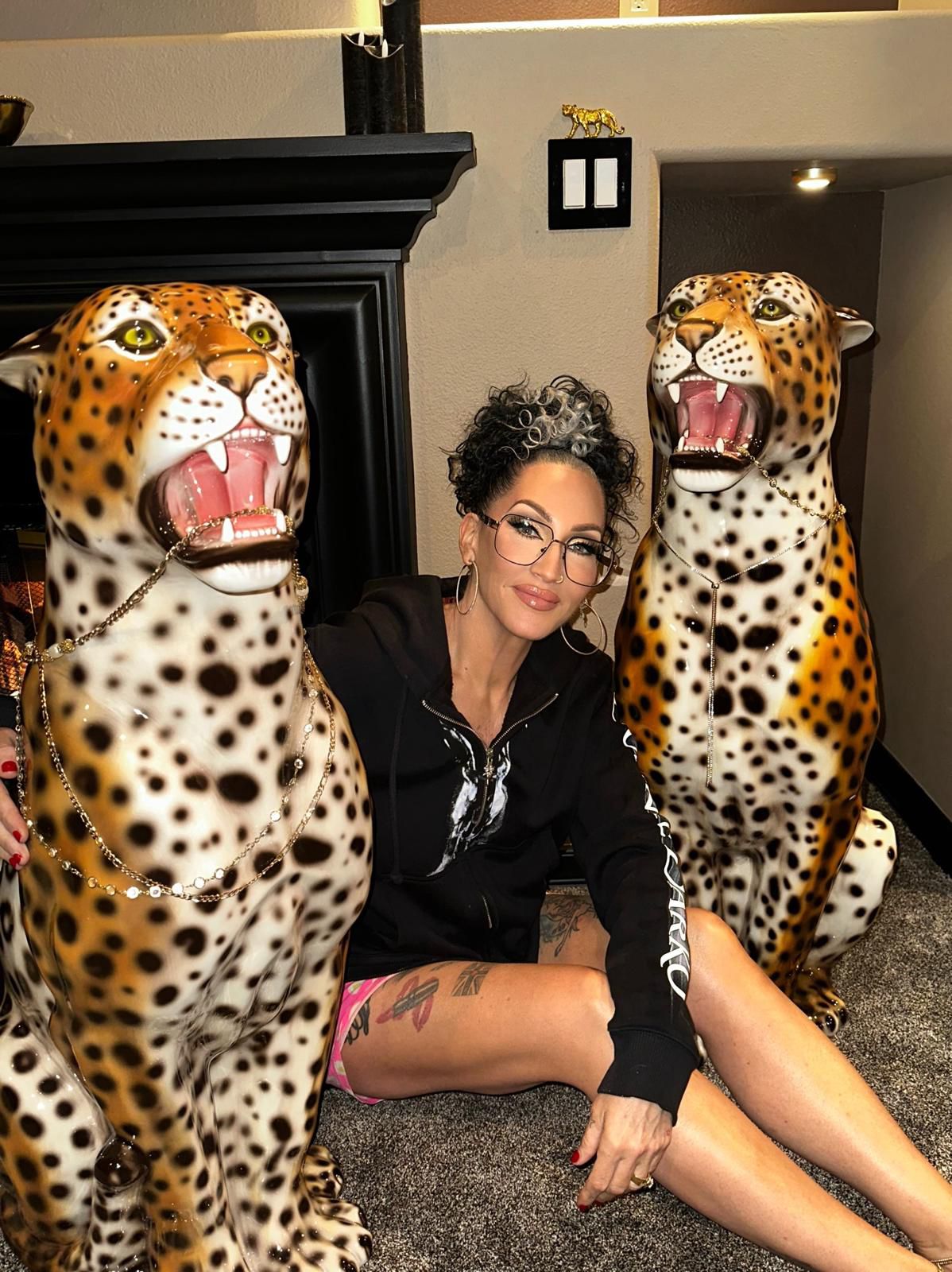 'Kenickie' XXL Classic Orange Ceramic Leopard Statue Vintage