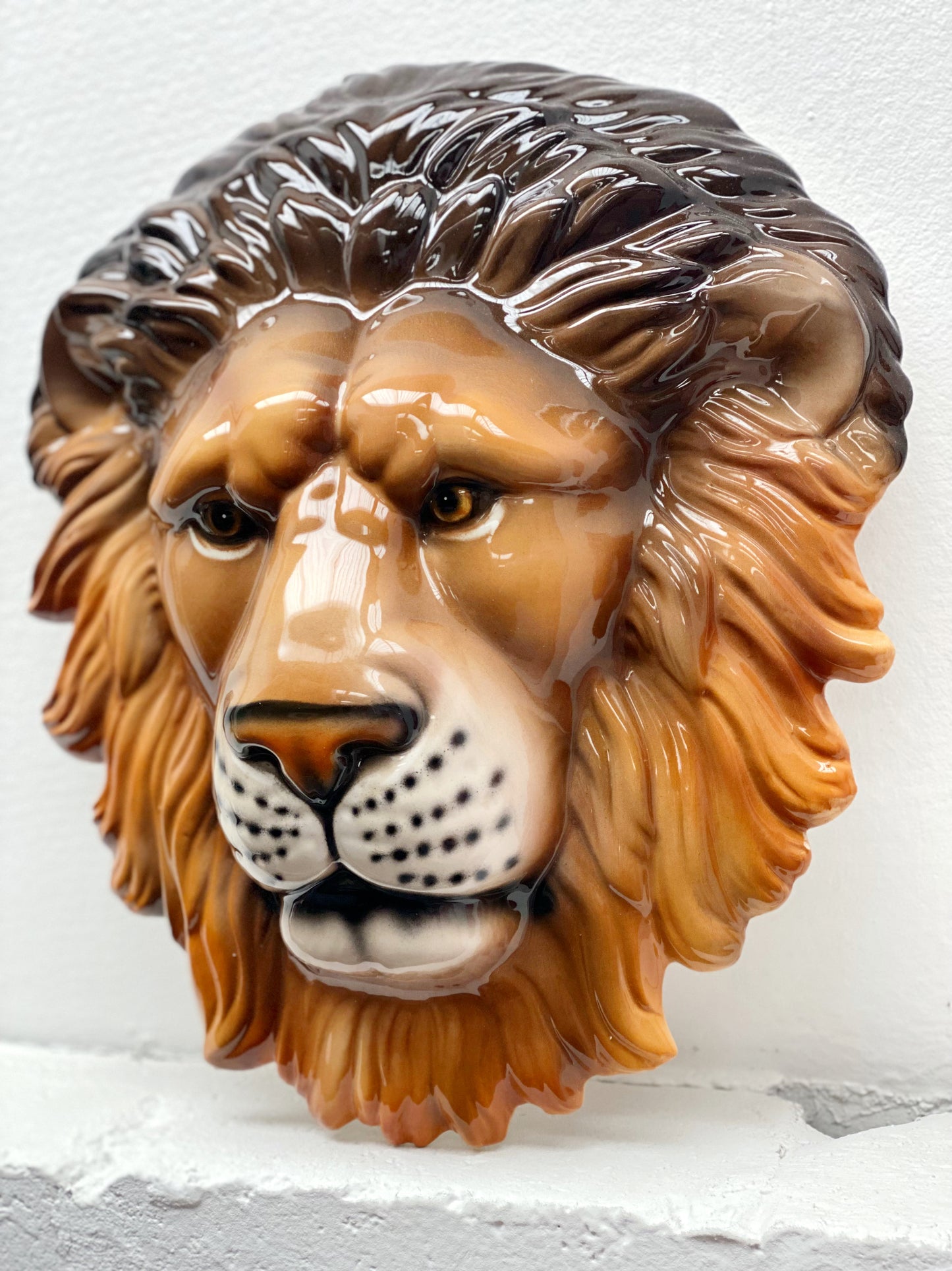 'Lenny' Ceramic Lion Mask Wall Hanging