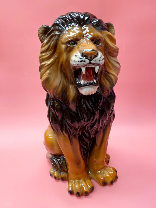 'Rory' Medium Ceramic Lion Statue Vintage