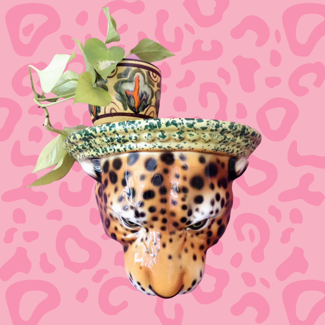 'Diana' Ceramic Leopard Statue Wall Shelf
