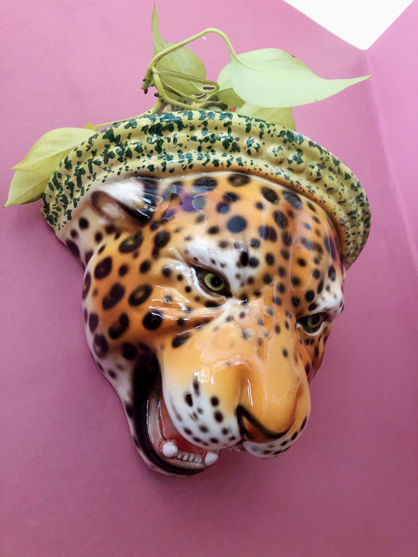 'Diana' Ceramic Leopard Statue Wall Shelf