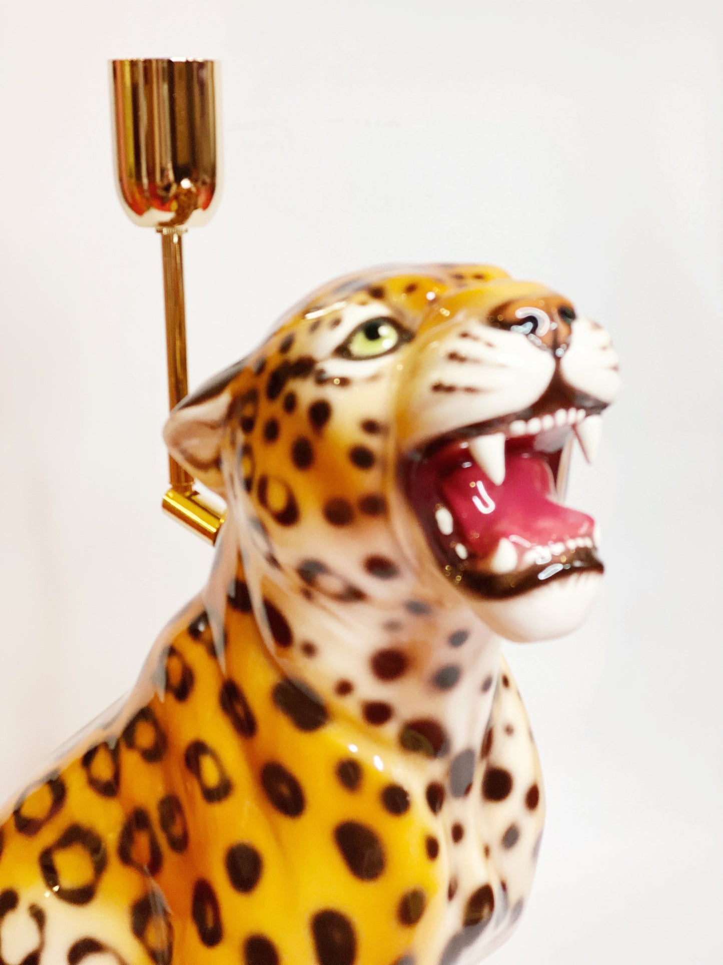'Aster' Small Classic Ceramic Leopard Statue Lamp