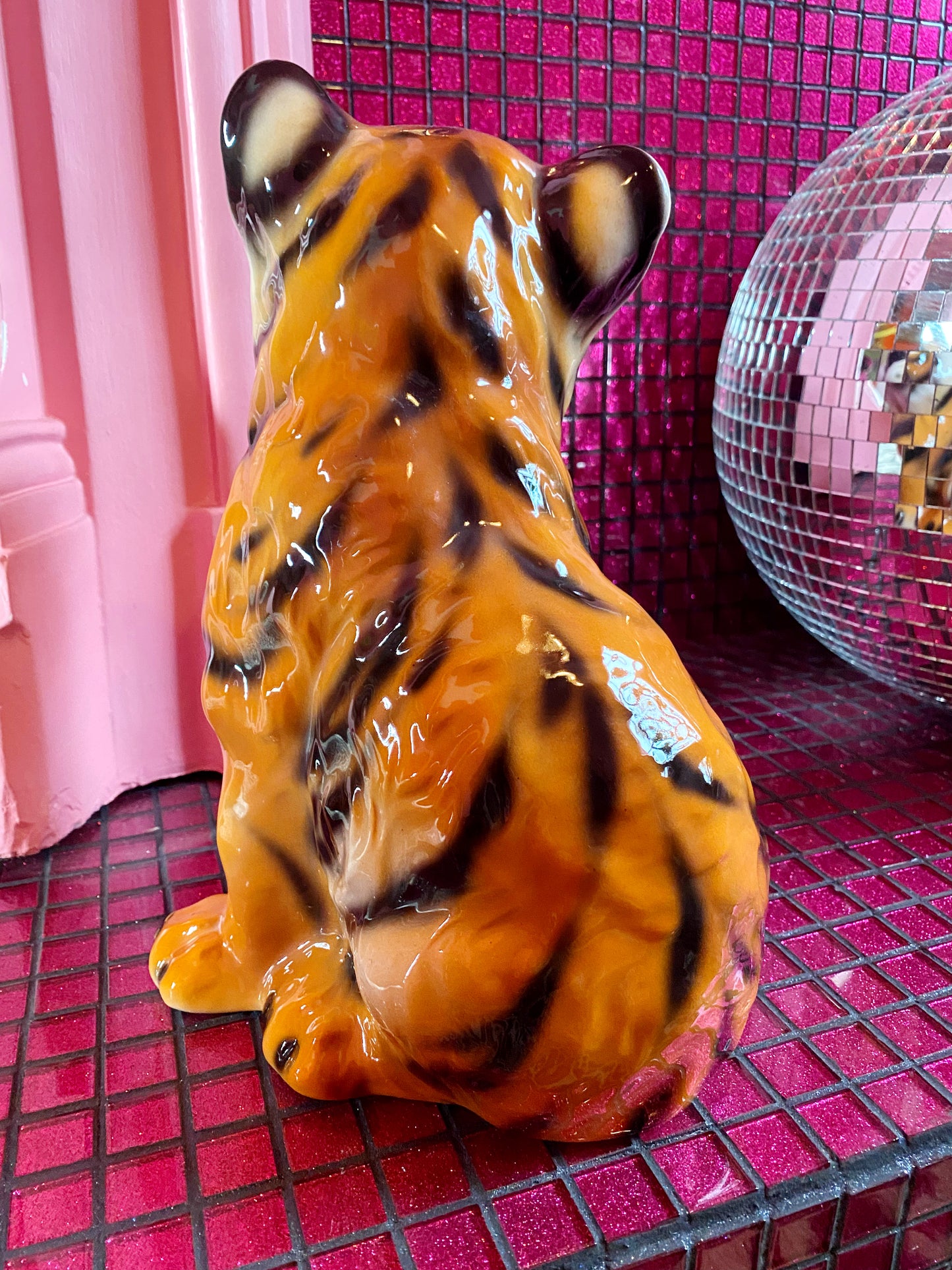 'Dougie' Midi Tiger Cub Ceramic Statue