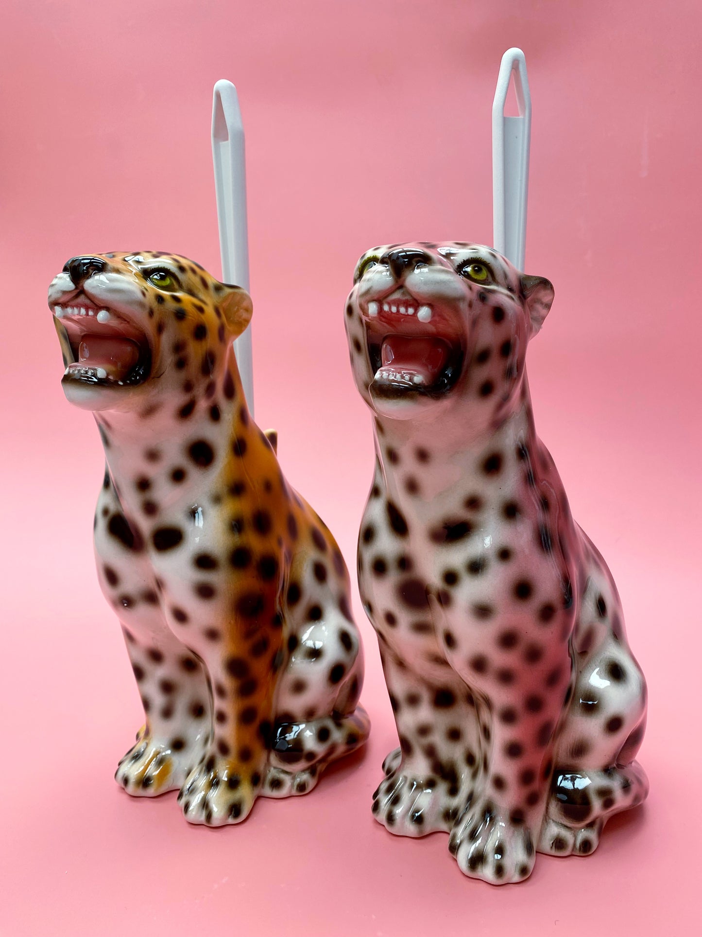 'Bea' Toilet Brush PINK Ceramic Leopard Statue