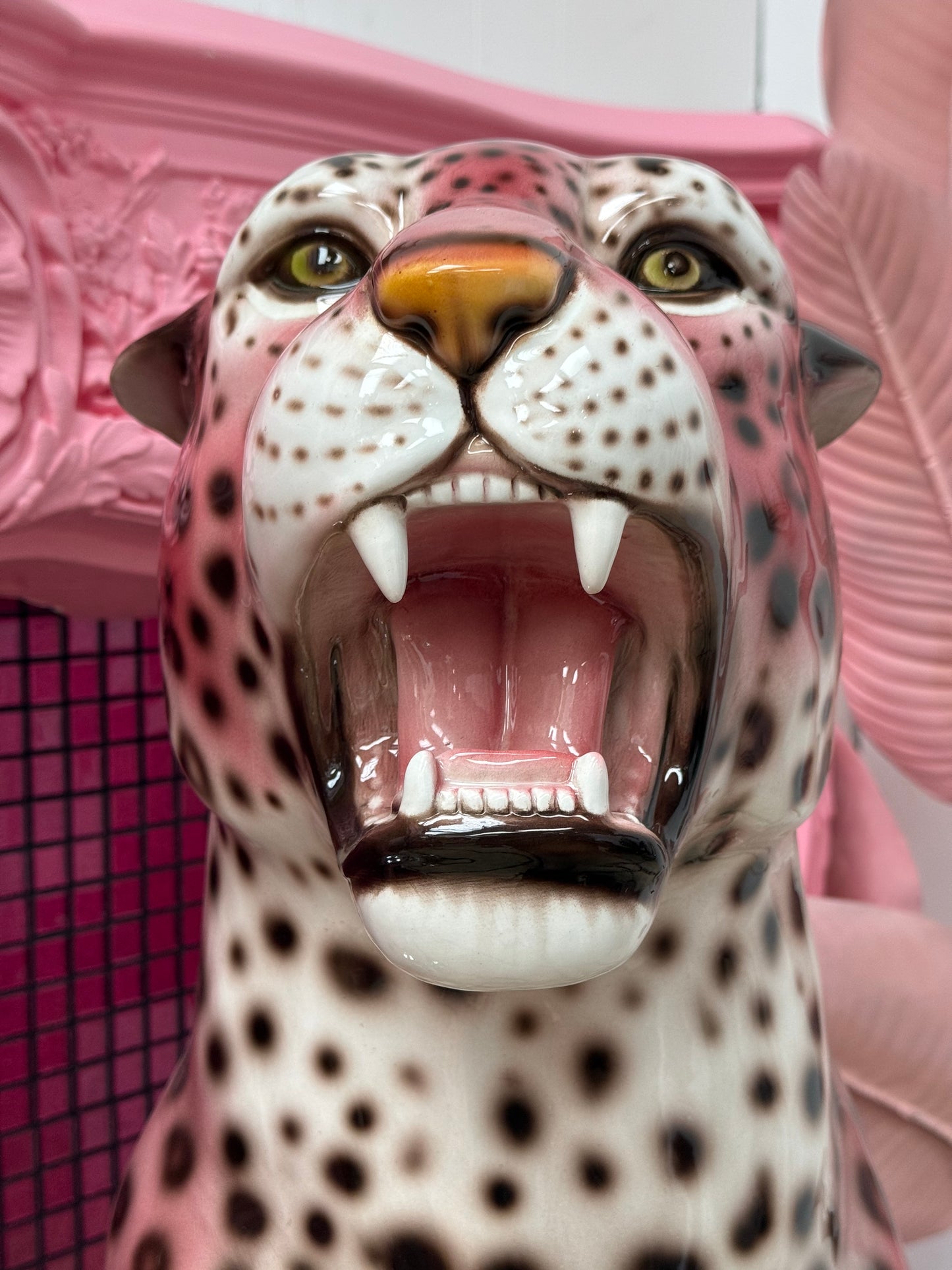 'Rizo' PINK EXCLUSIVE XXL Ceramic Leopard Statue Vintage